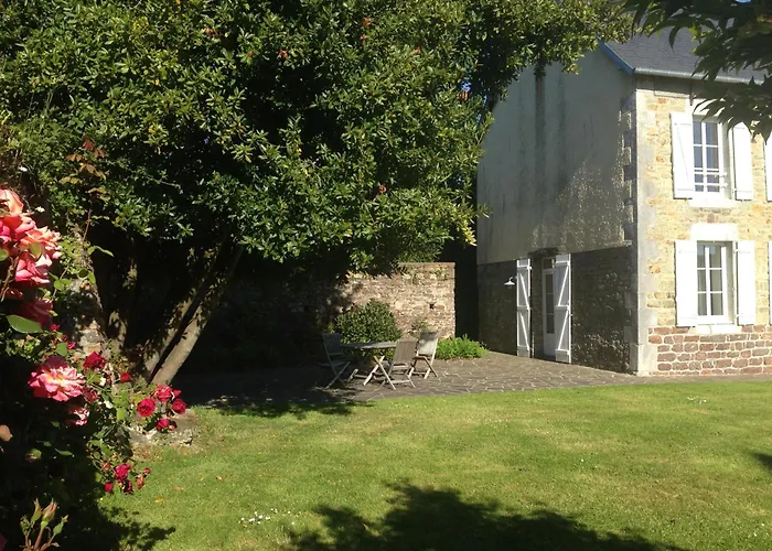 Manoir du Mesnil de Bas