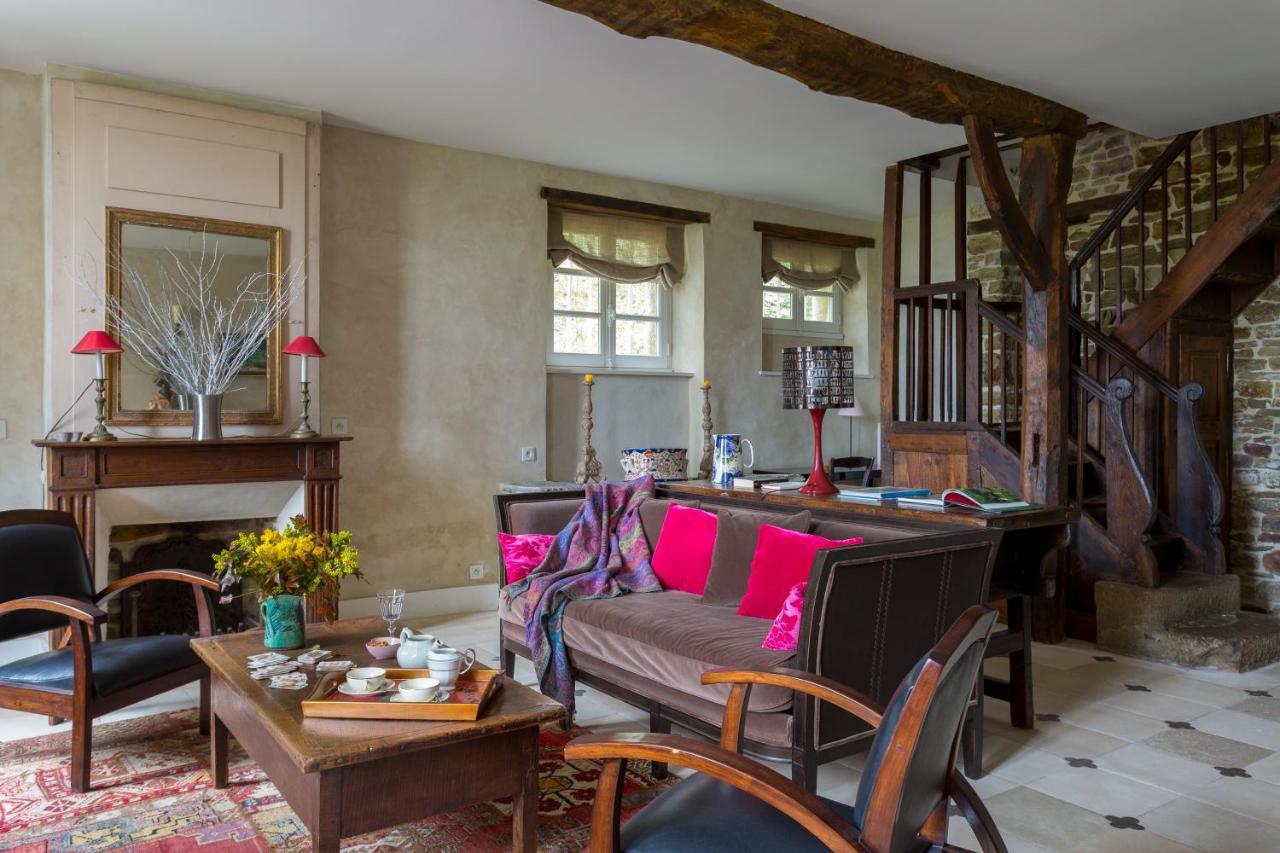 Holiday home Manoir Du Mesnil De Bas Brehal